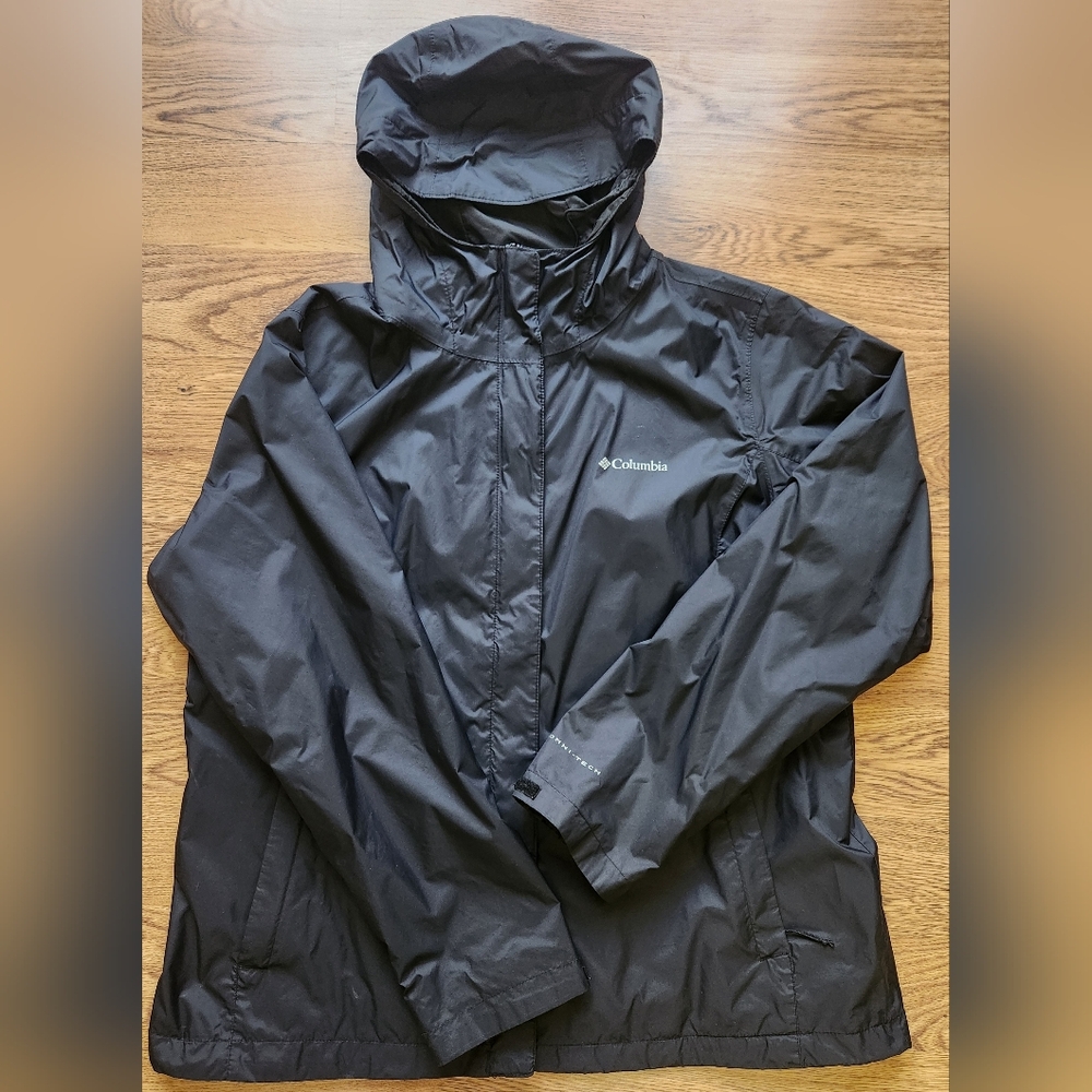 Columbia Women's Arcadia II Rain Jacket